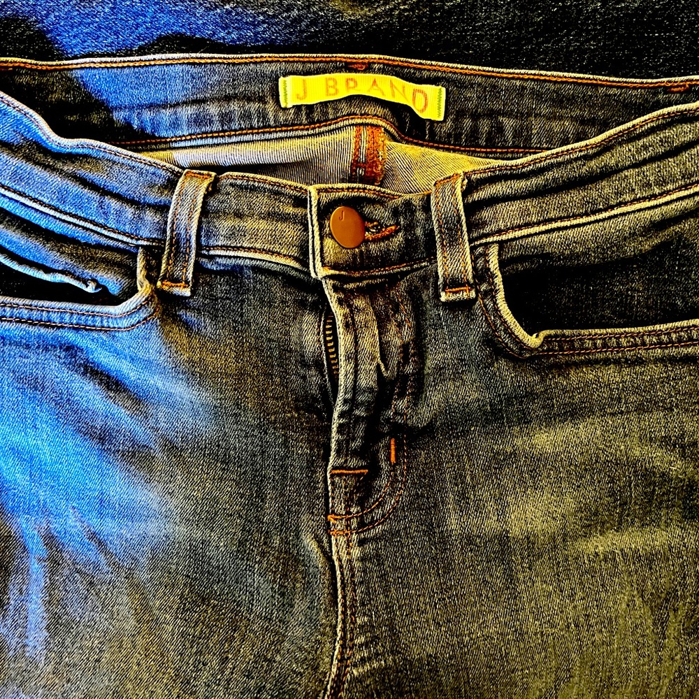 J Brand. Skinny Leg Bluebell. Great condition. No size marked but def. fit 25